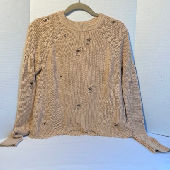 Cotton by Autumn Cashmere distressed Scallop Shaker Sweater in camel. Size S - Picture 3 of 10